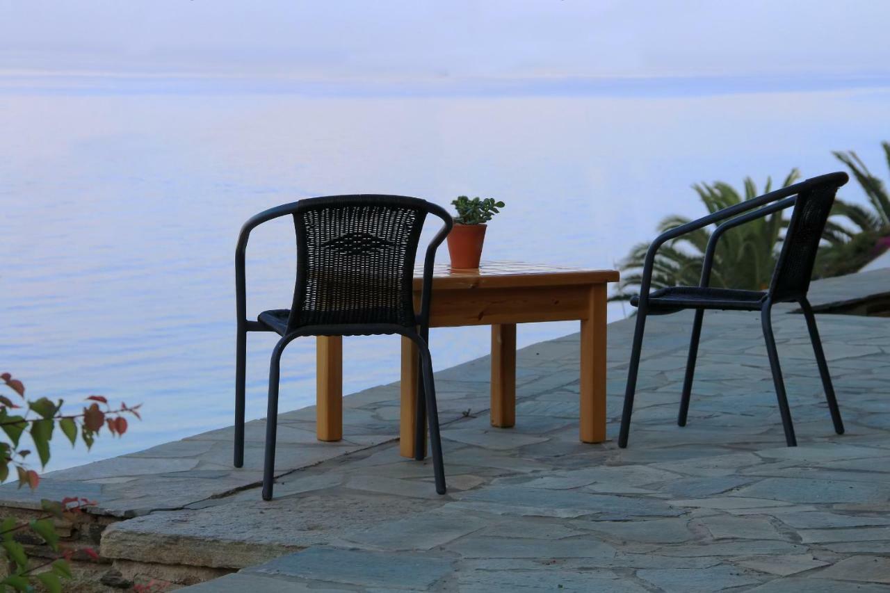 Cozy Guesthouse - Agios Romanos Exterior foto