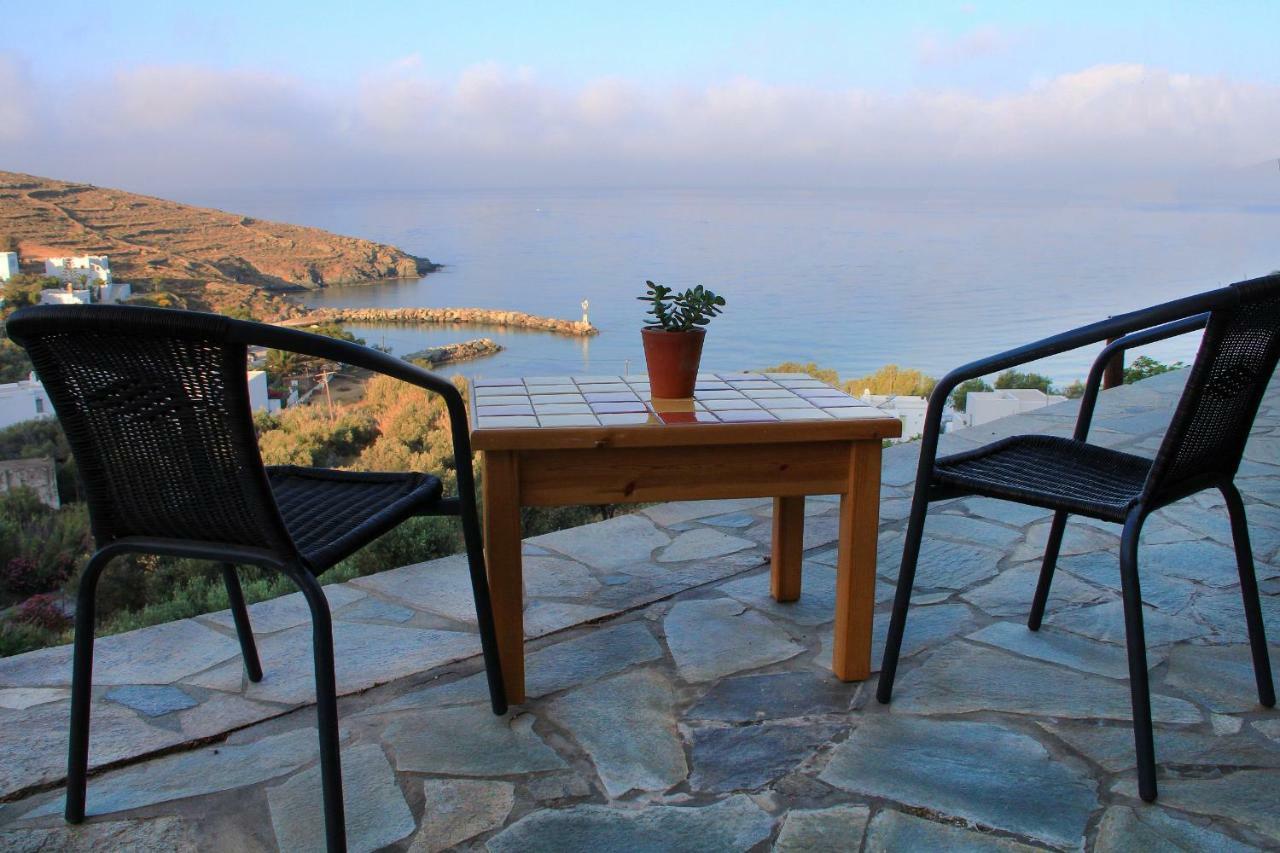 Cozy Guesthouse - Agios Romanos Exterior foto